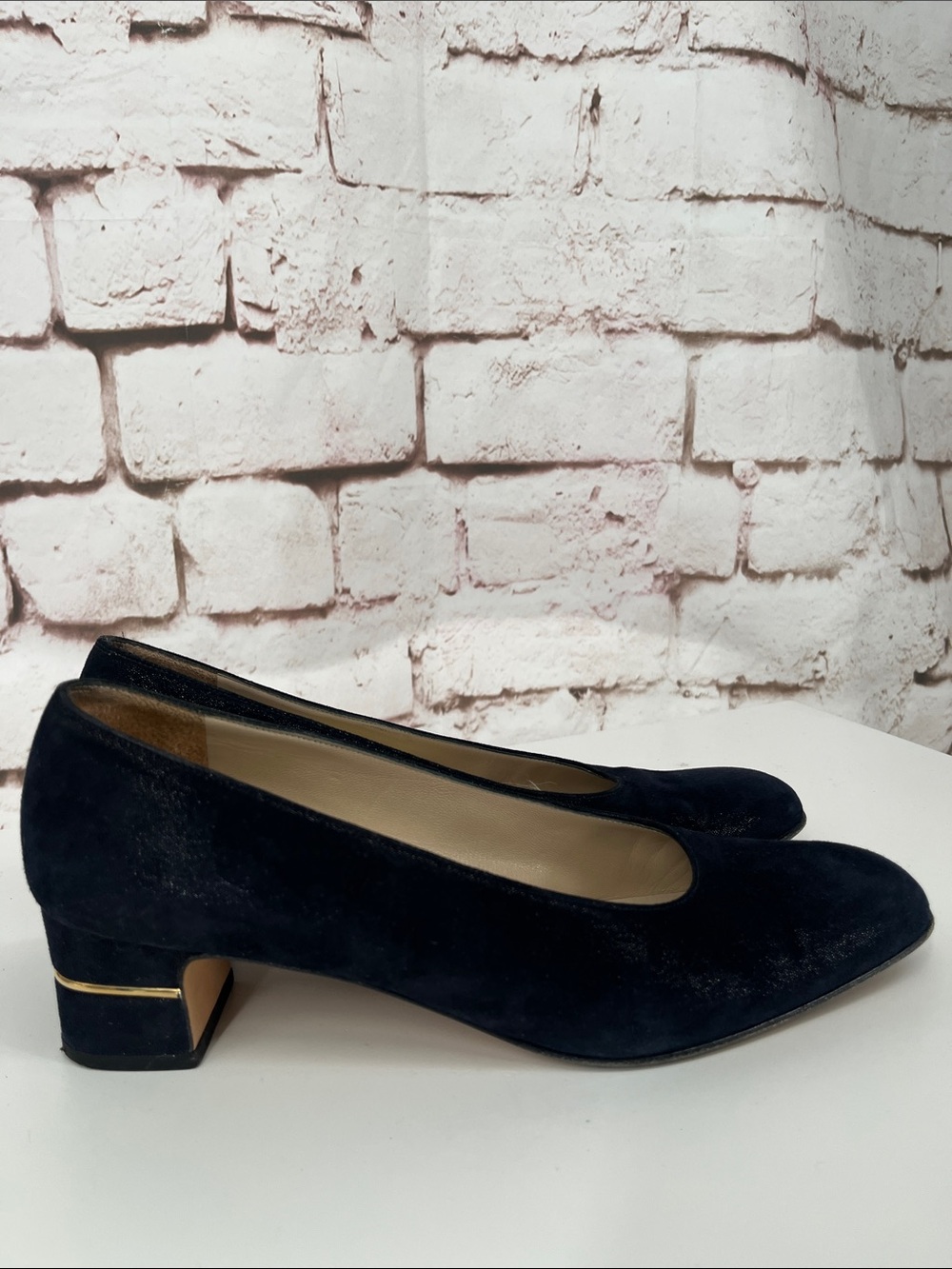 ✨VTG✨Ferragamo “Cinzia” Suede Pumps, Size 9.5